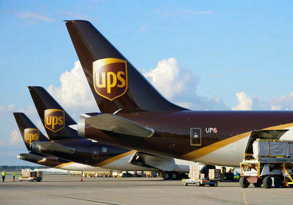 北京DHL航空快遞運(yùn)費(fèi)到付的具體收費(fèi)標(biāo)準(zhǔn)是怎樣的？